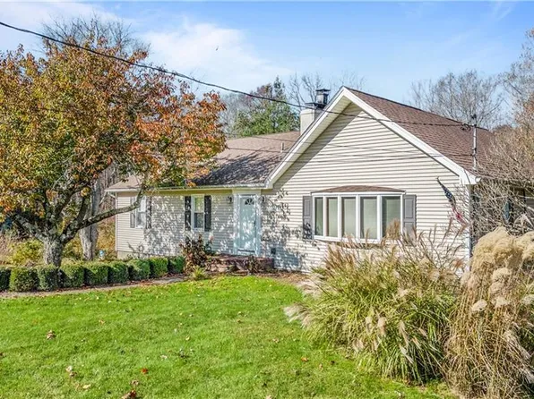 3 Middle River Road, Danbury, CT 06811