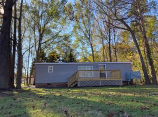 53 Pine Ridge Rd, Spartanburg, SC 29302