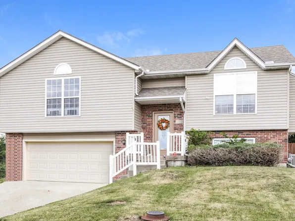802 Derby St, Raymore, MO 64083