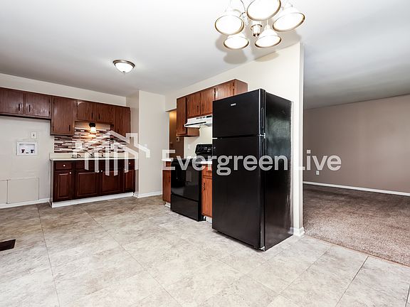 5th image of 3621 Teaberry Dr