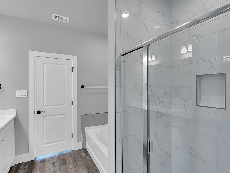 704 N Church St — Photo 20