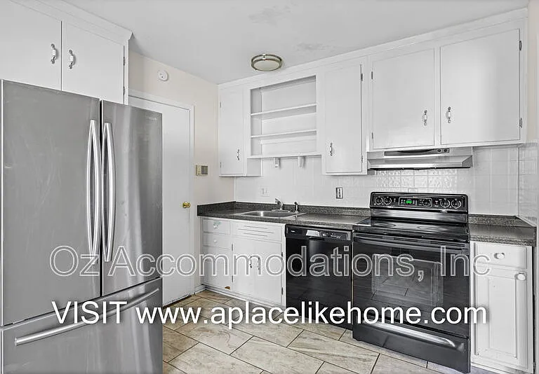 8810 Benson St — Photo 13