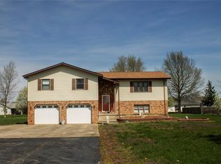 100 E Elm St, Damiansville, IL 62215