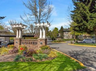 221 9th St APT C103, Kirkland, WA 98033