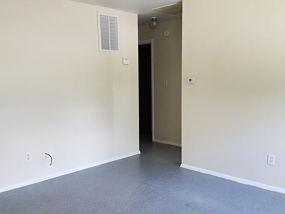 3rd image of 5454 Broomall St