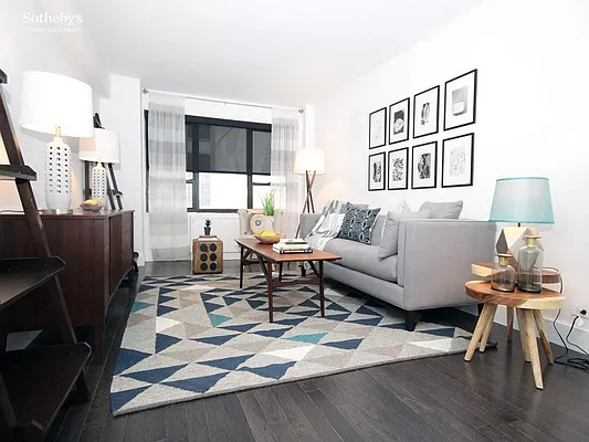 Rented by Sotheby's International Realty | media 12