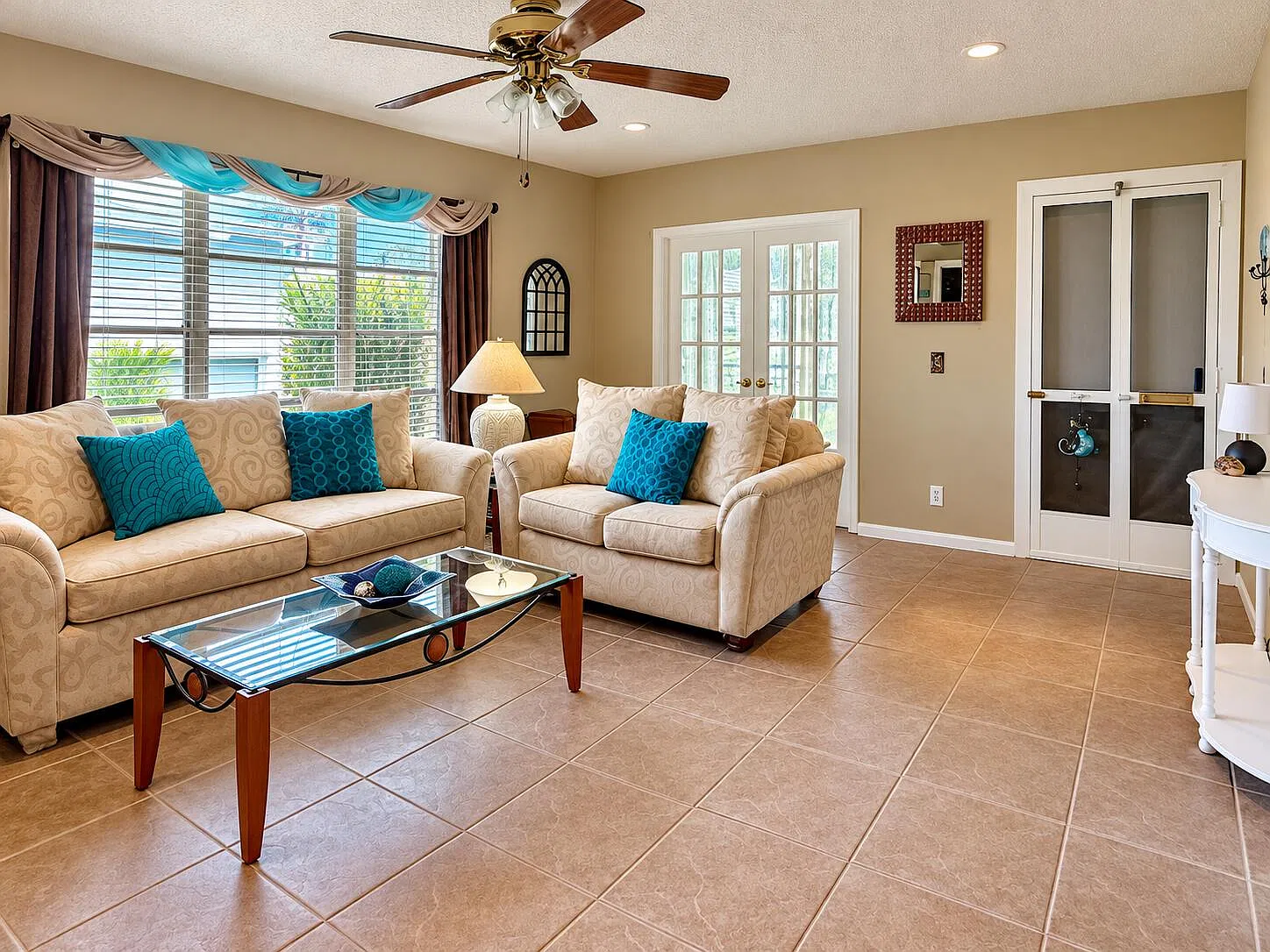 2 bed, 2.0 bath, 1175 sqft, $2,300 — Photo 4