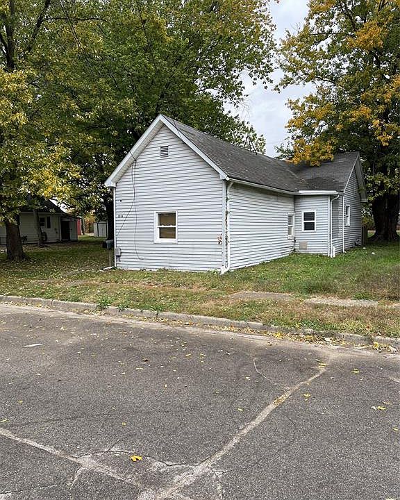 1016 Tuttle Ave, Crawfordsville, IN 47933 Zillow