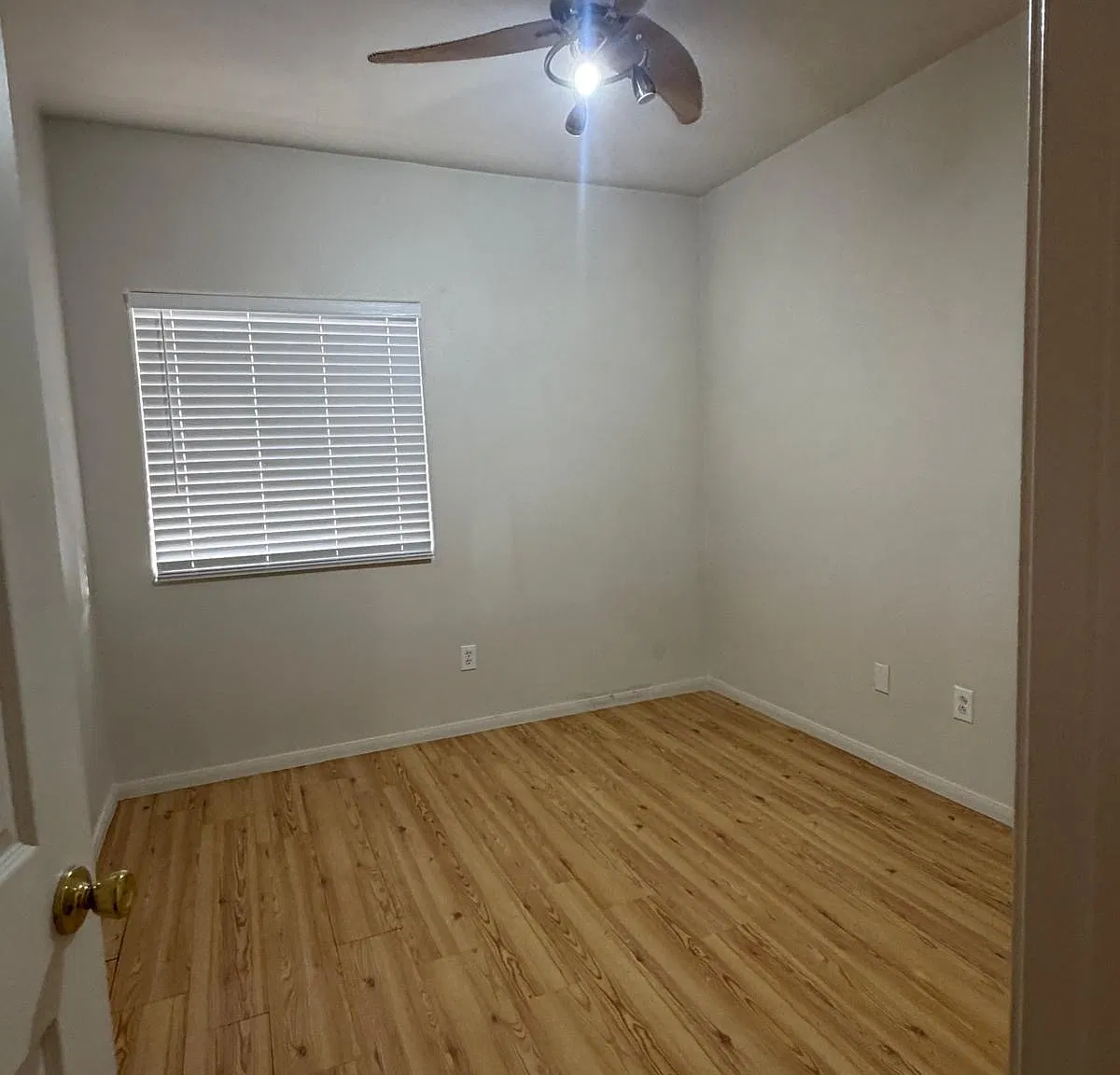 3 bed, 1308 sqft, $1,995 — Photo 4