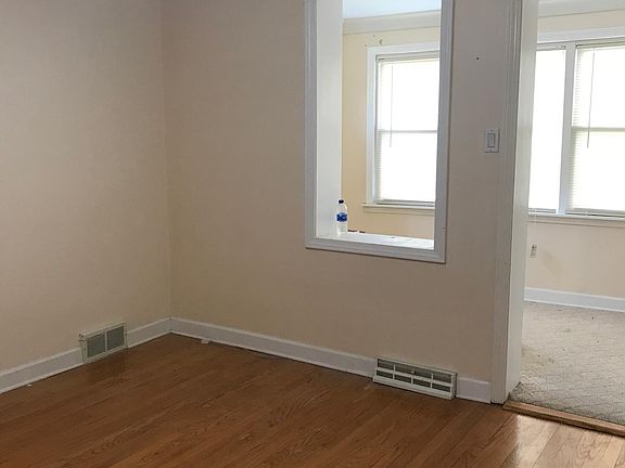 5th image of 8951 N Lacrosse Ave