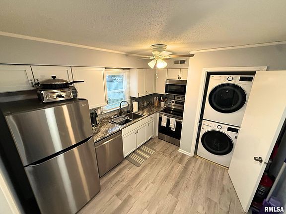 5th image of 3006 Taylor Ave APT 55