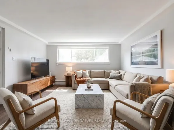 236 Overbrook Pl Unit 1, Toronto, ON M3H 4R7