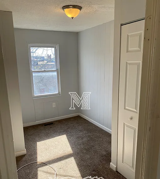 799 N Glover St — Photo 8