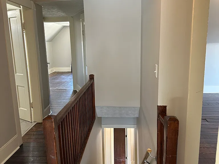 637 Cherry St — Photo 8