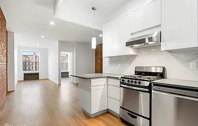 Rented by Dimitrios Kapelonis, LREB