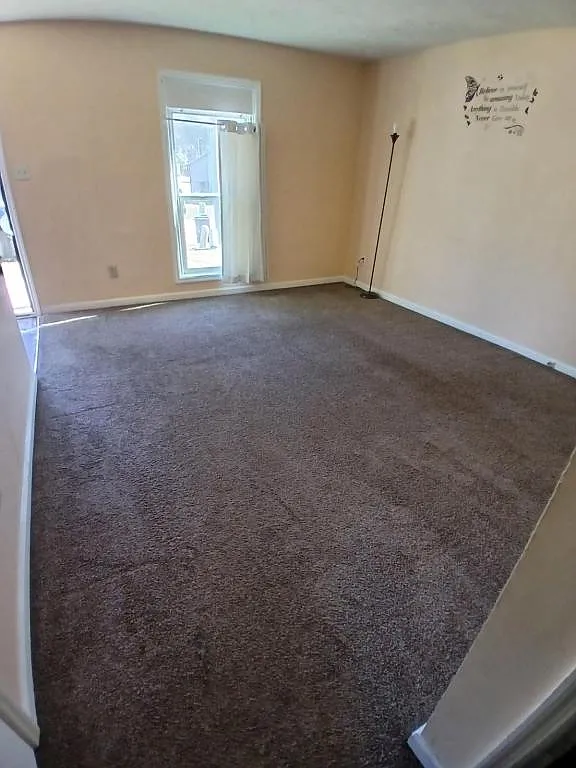 5742 Aftonshire Drive — Photo 4