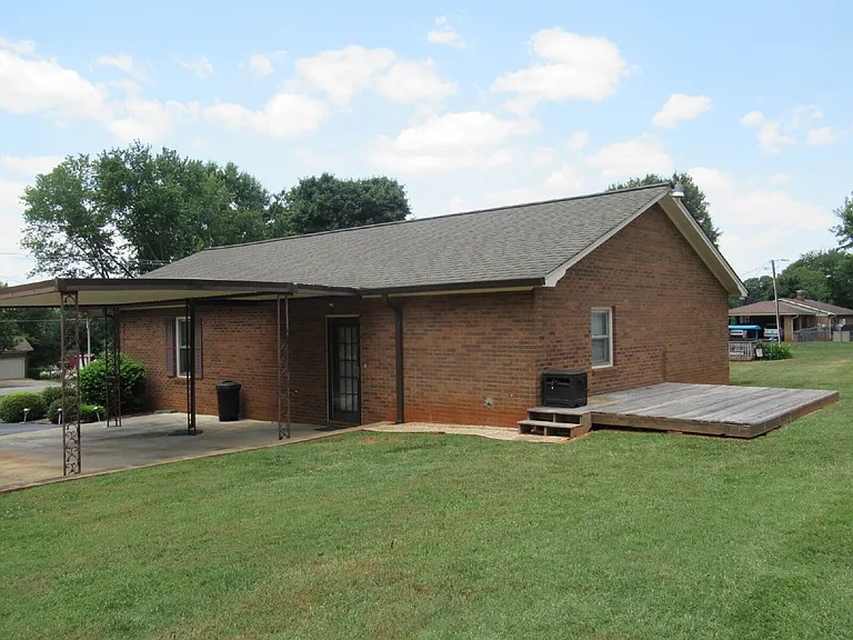 2828 Startown Rd — Photo 17