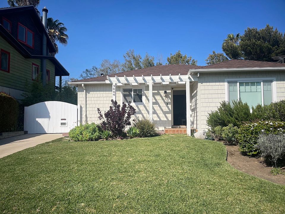 1st image of 3044 Veteran Ave