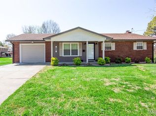 1119 Oak St, Jackson, MO 63755
