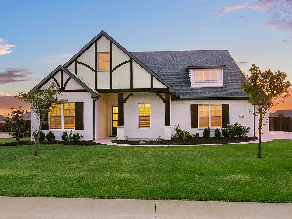 1st image of 8908 Lazy Oak Dr