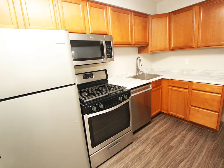 444 Orchard Ave — Photo 6