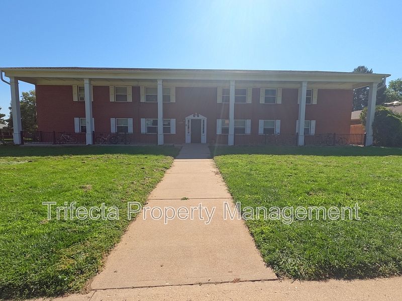 1st image of 1100 Hays St APT 10