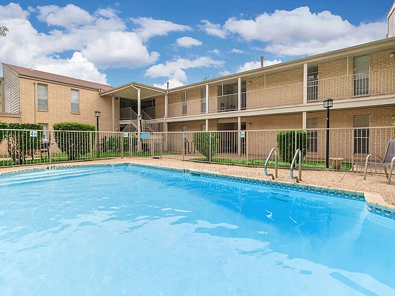 4th image of 6008 N Lamar Blvd #1-303