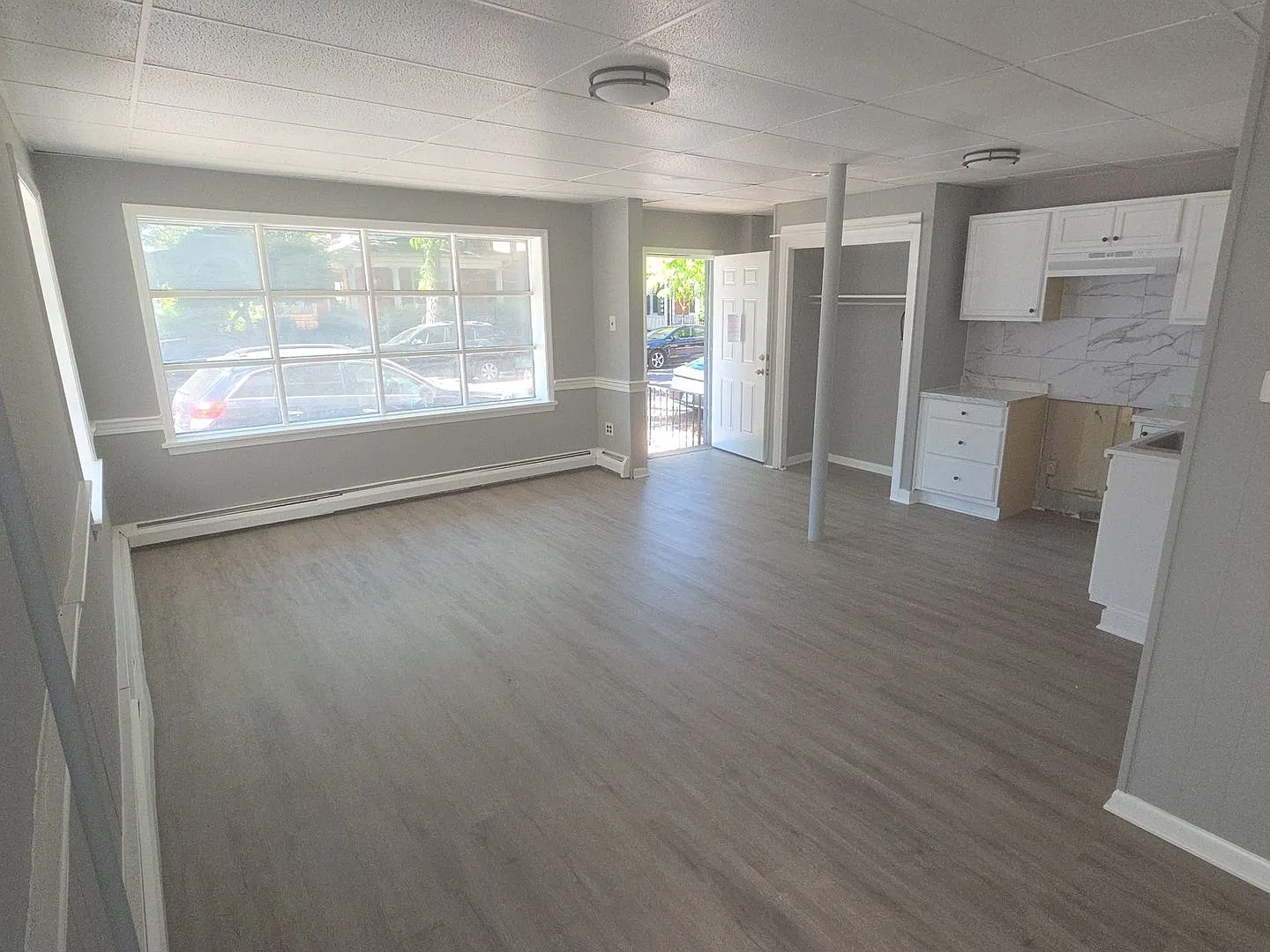 65 King St — Photo 2