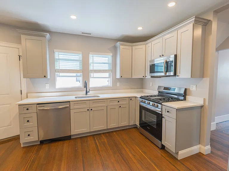 42 Vernal St #1 — Photo 4