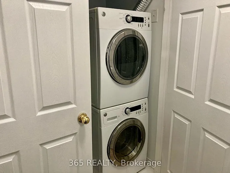 4975 Southampton Dr #263 — Photo 7