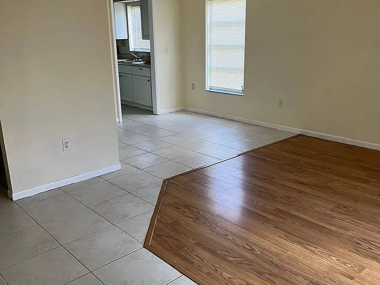 21310 Stillwater Ave — Photo 3