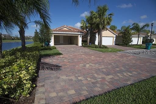 3rd image of 12132 Tripletail Ln #4D