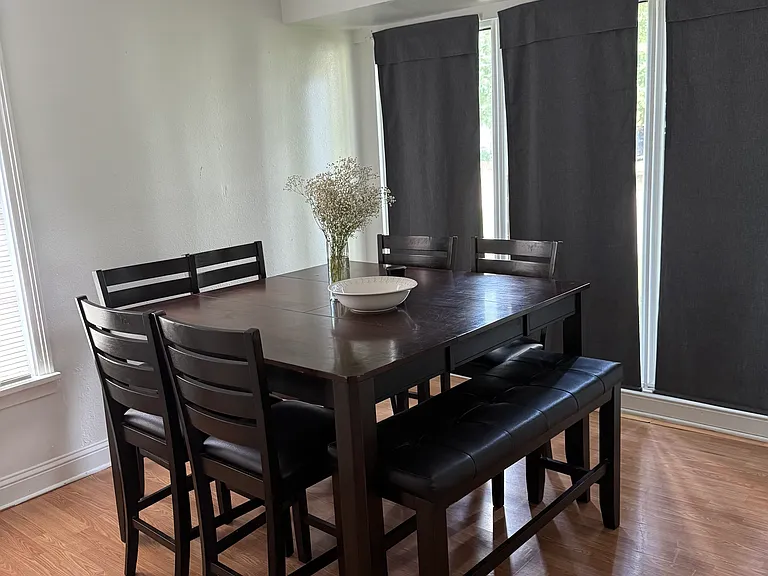 231 E Slattery Blvd — Photo 10