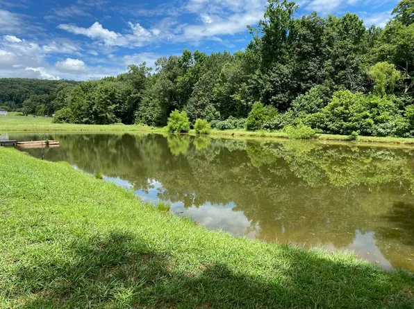 175 Valley Dr SE, Cleveland, TN 37323
