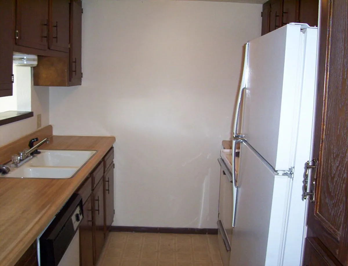 Building Photo - 3329-3343 S Fairway 3326 3346 S Delaware Spg