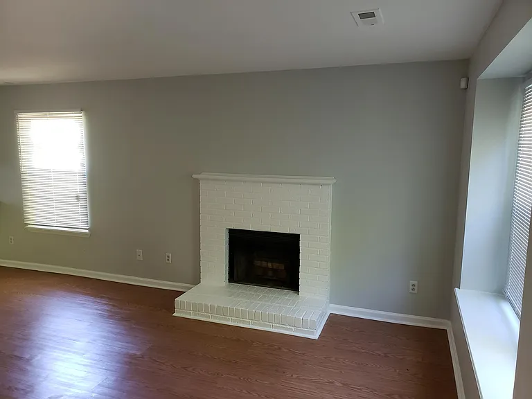 3908 Briarhill Dr — Photo 5