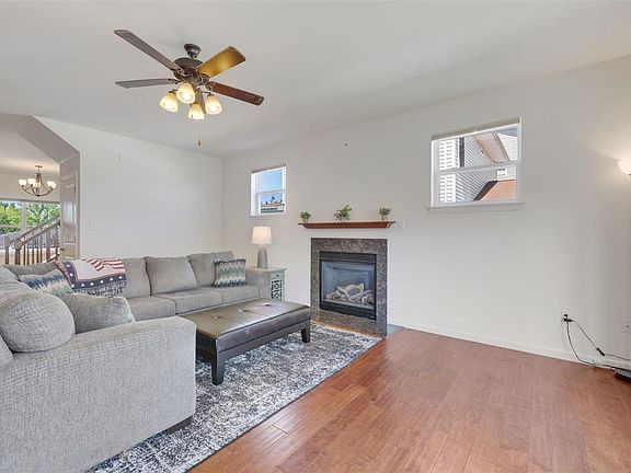 3rd image of 3831 Robert Ave