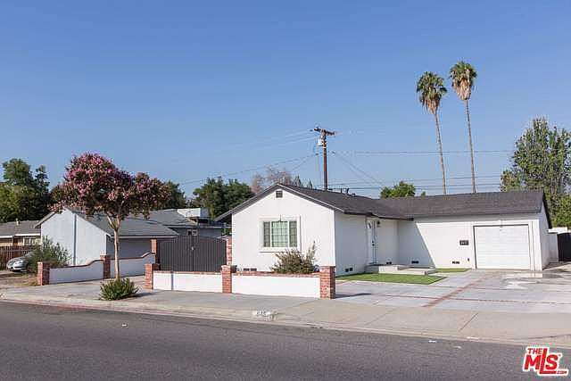 1st image of 845 N Citrus Ave