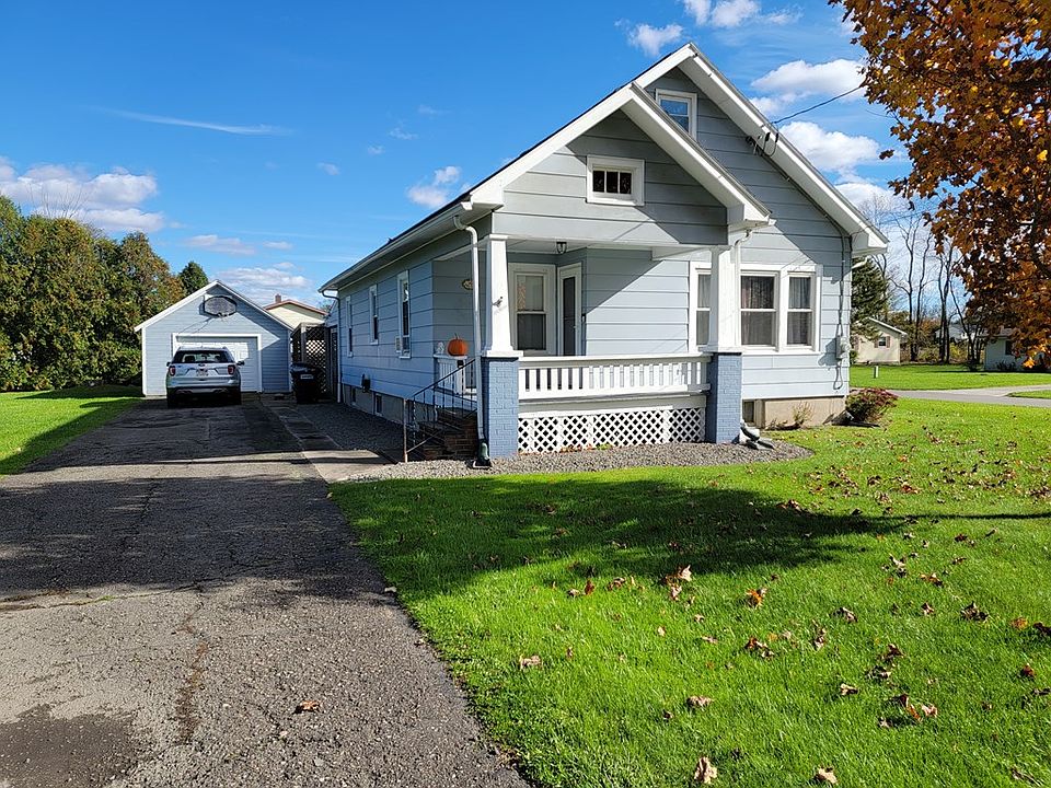 2nd image of 362 Loder St