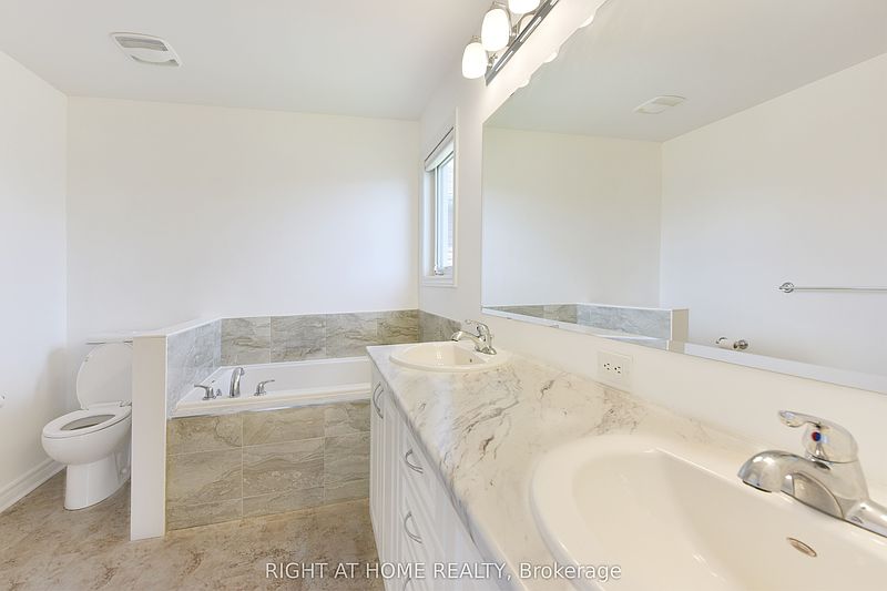 Ottawa House for rent - 3 Bedrooms — photo 16
