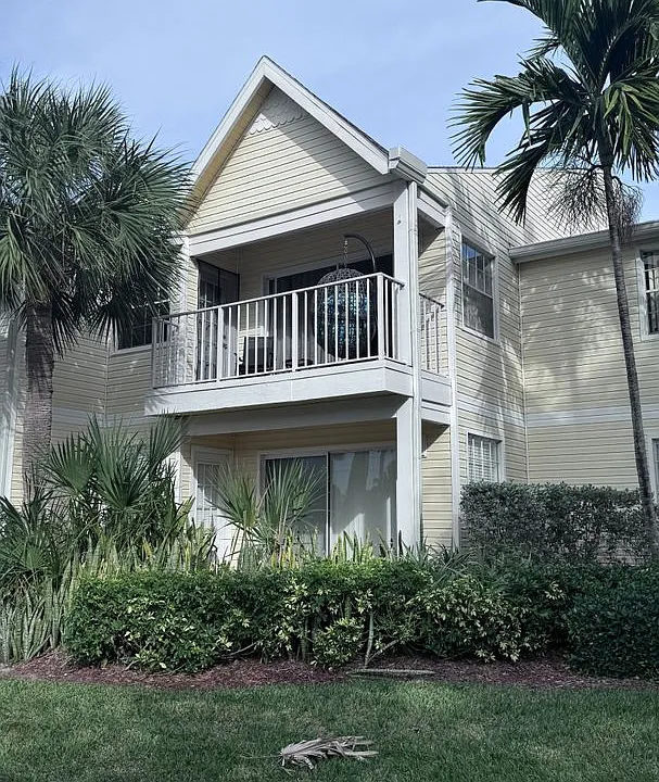 1841 Island Club Dr #472