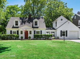 594 Grove St, Glencoe, IL