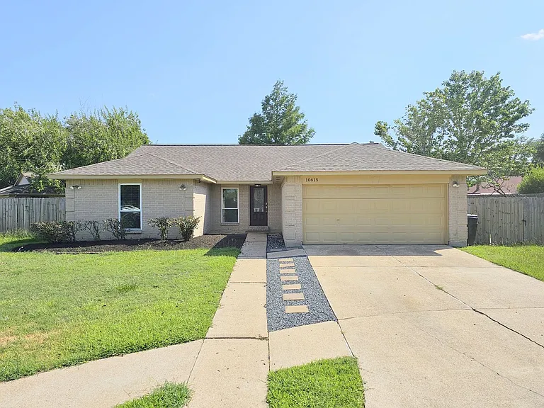 10615 Heatherford Dr — Photo 25