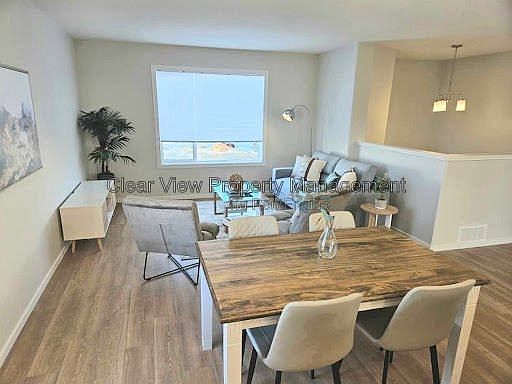 5th image of 594 Aquitania Blvd W #4