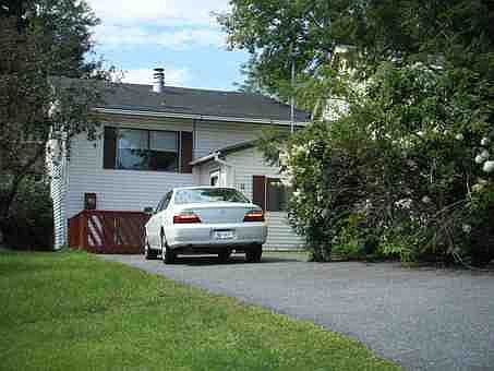 1st image of 11 Laura Ln