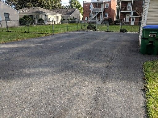 5th image of 3410A Stuart Ave