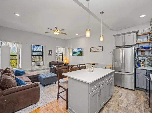 9 Argyle Road image 12 of 24