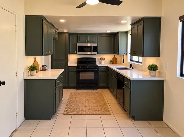 29290 Landau Blvd, Cathedral City, CA 92234