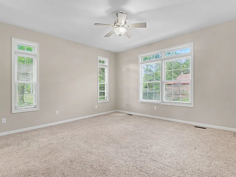 2685 Diane Marie Ct — Photo 7