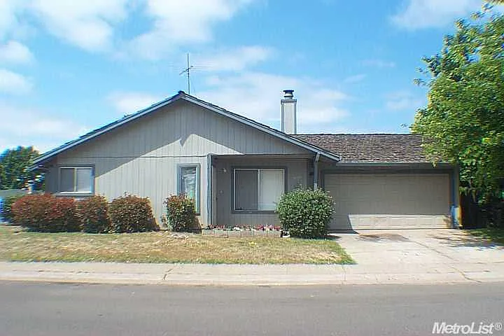10098 Nebula Way photo 1